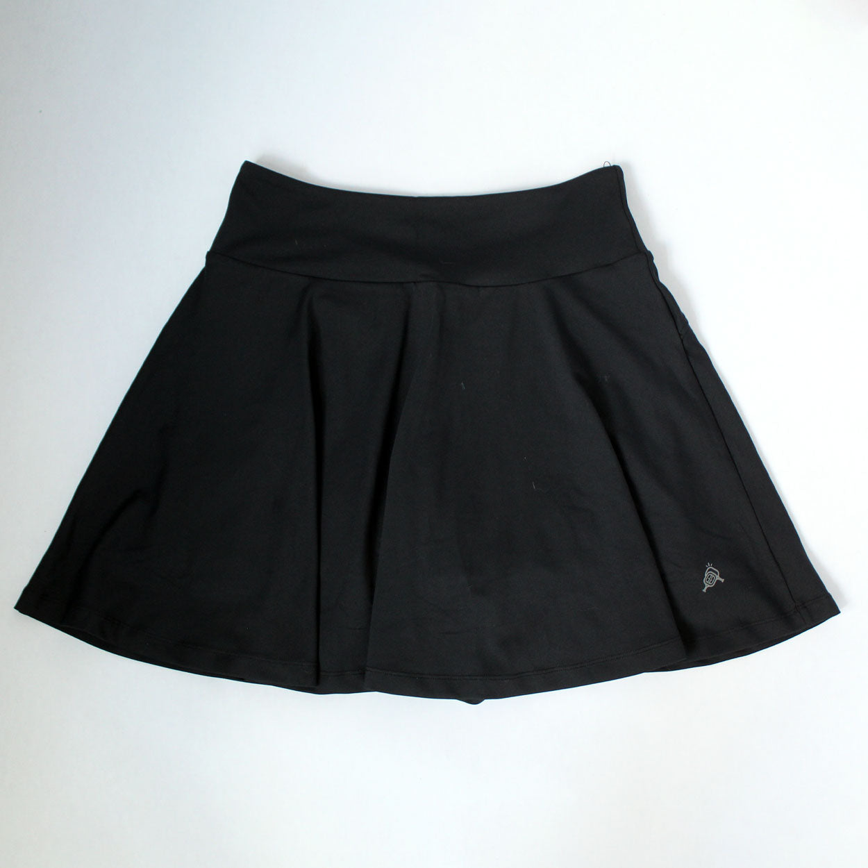Black skirt with elastic waistband.